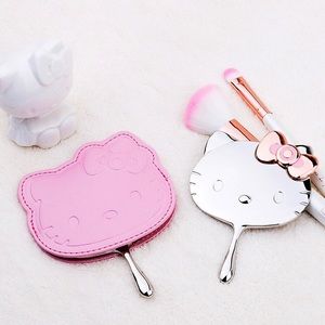 🆕Hello kitty silver small mirror🆕